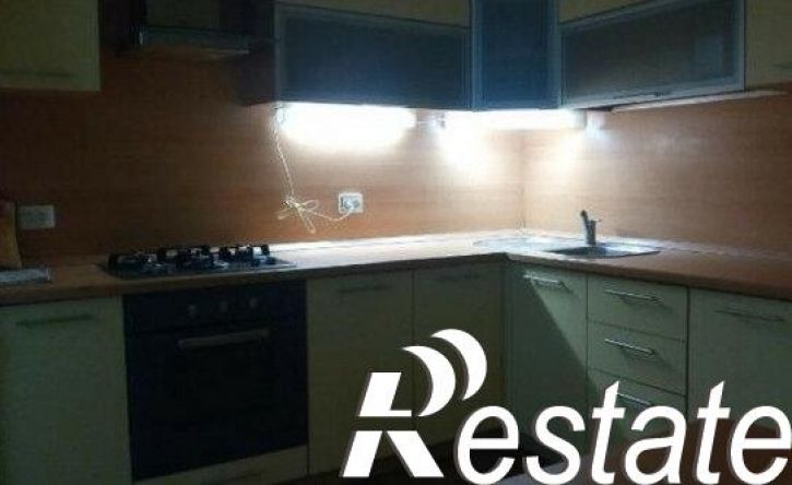 3-комн квартира проспект Строителей (дублёр), 45,  д. 45