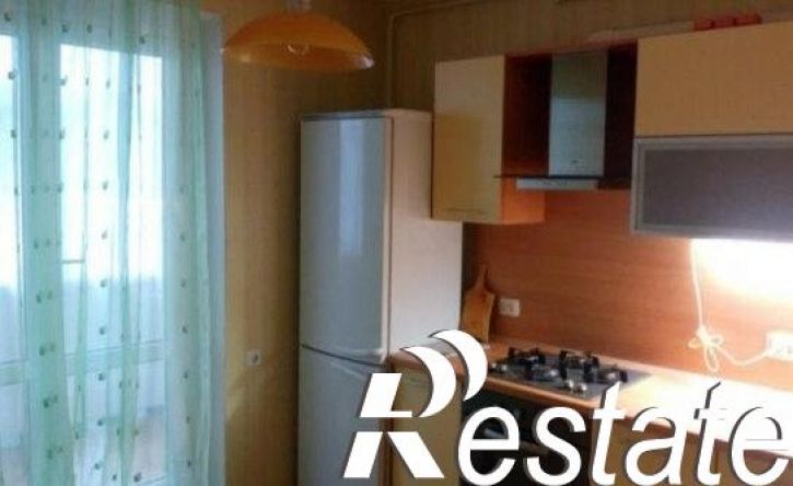 3-комн квартира проспект Строителей (дублёр), 45,  д. 45