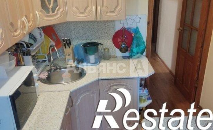 4-комн квартира проспект Строителей (дублёр), 8Б,  д. 8Б