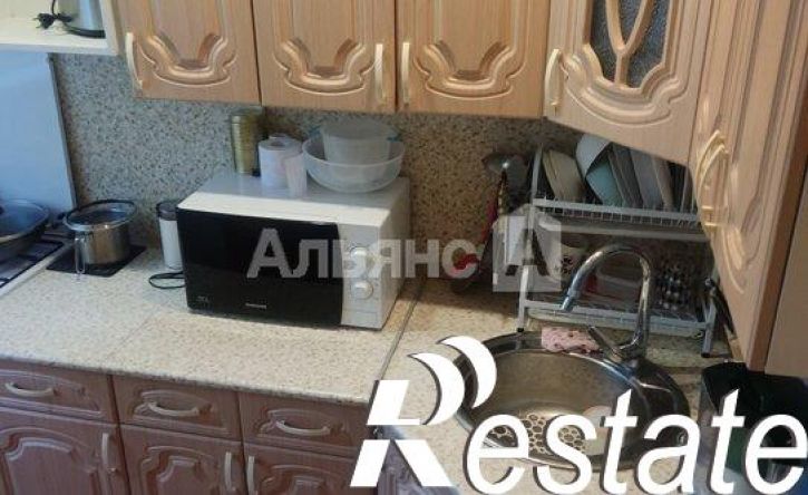 4-комн квартира проспект Строителей (дублёр), 8Б,  д. 8Б