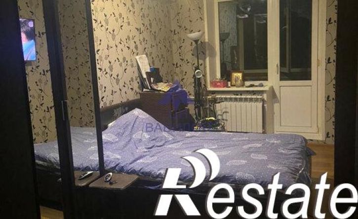 4-комн квартира Индустриальная улица, 18,  д. 18