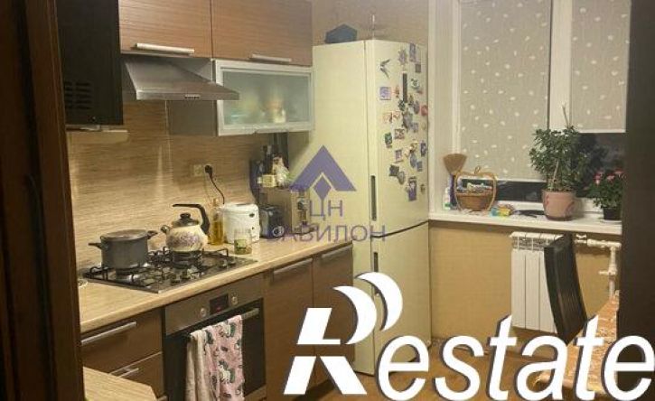 4-комн квартира Индустриальная улица, 18,  д. 18