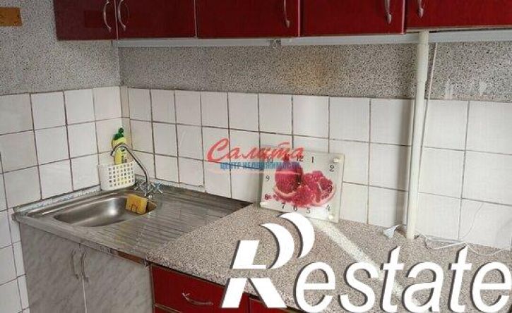 2-комн квартира проспект Строителей (дублёр), 8В,  д. 8В