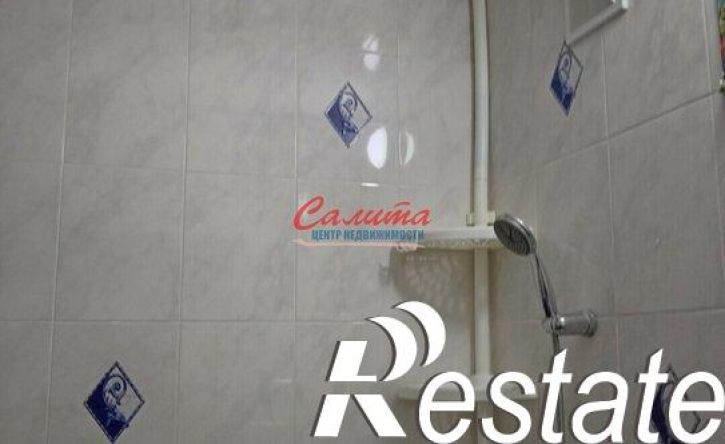 2-комн квартира проспект Строителей (дублёр), 8В,  д. 8В